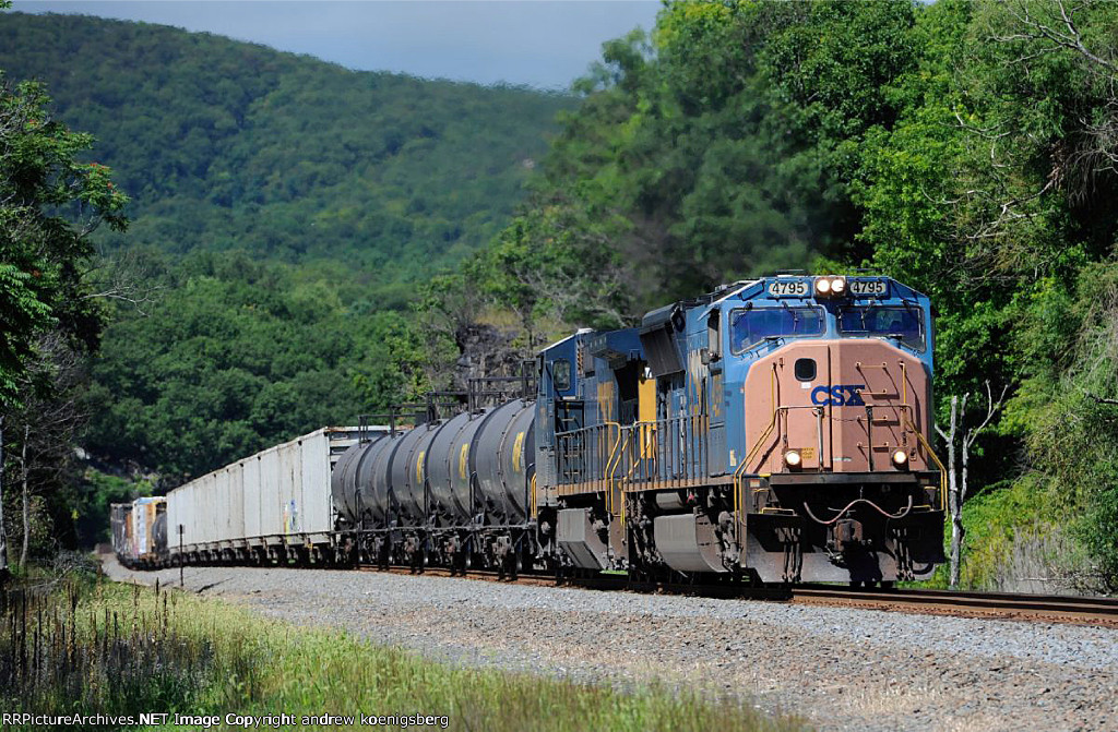 CSX 4795